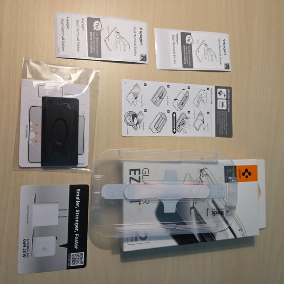 ONE Clear Glass SPIGEN EZ FIT for IPHONE 12 MINI Screen Protection AGL01815 - Picture 2 of 8